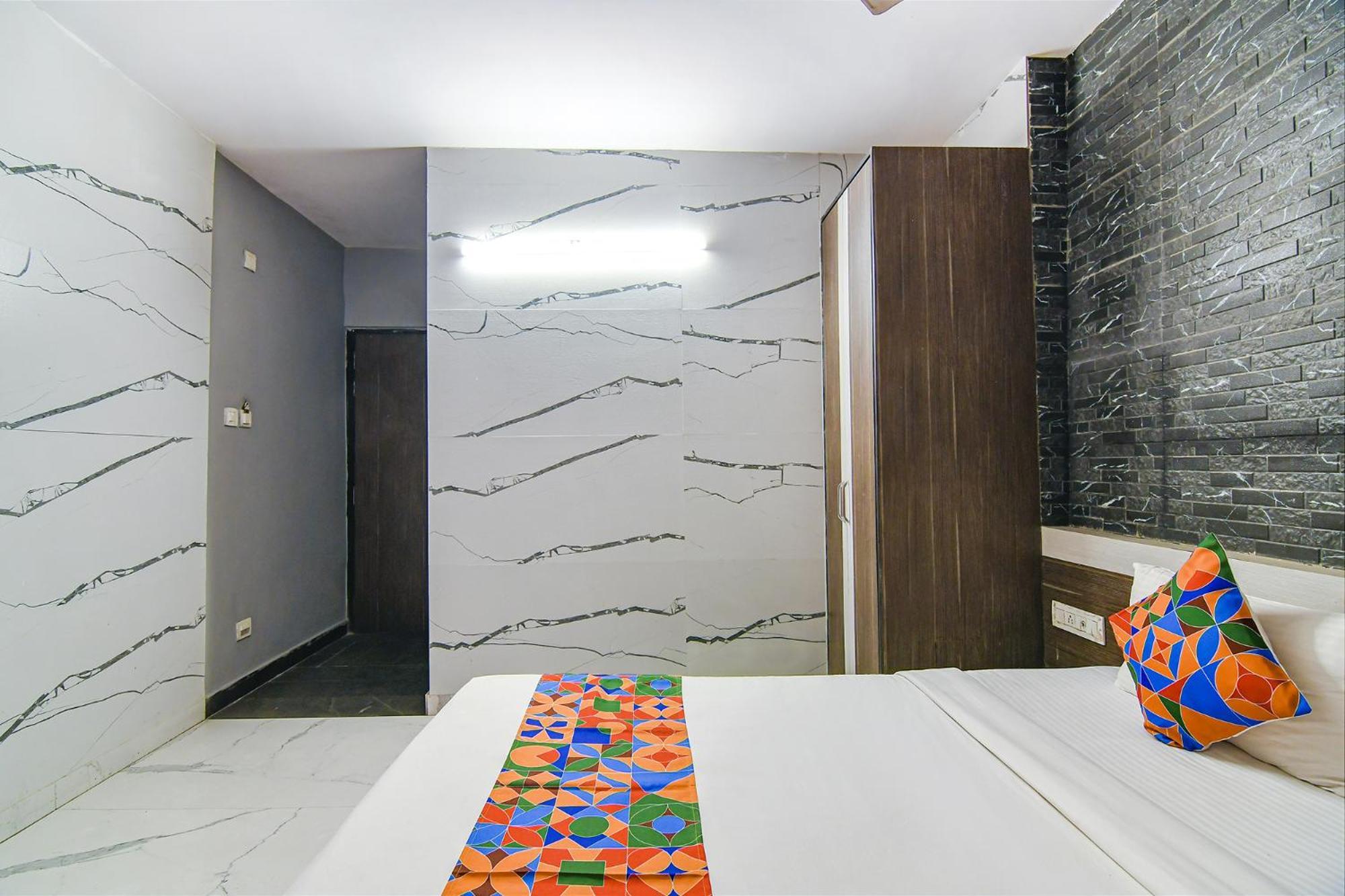 Fabexpress Subh Residency Hotel Santragachi Exterior photo
